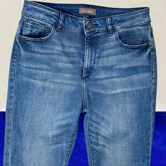 DL1961 ‘Florence Mid-Rise Instasculpt Skinny Jeans’ in “Bates” Size 30 - Picture 6 of 16